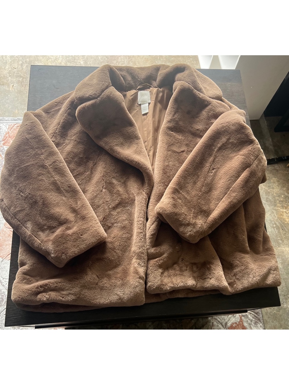 H&M Women's Brown Faux Fur Teddy Coat Size Large – Oversized Plush Jacket